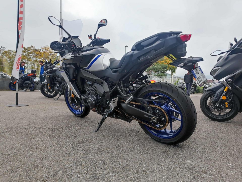 YAMAHA TRACER 9 GT+ 3