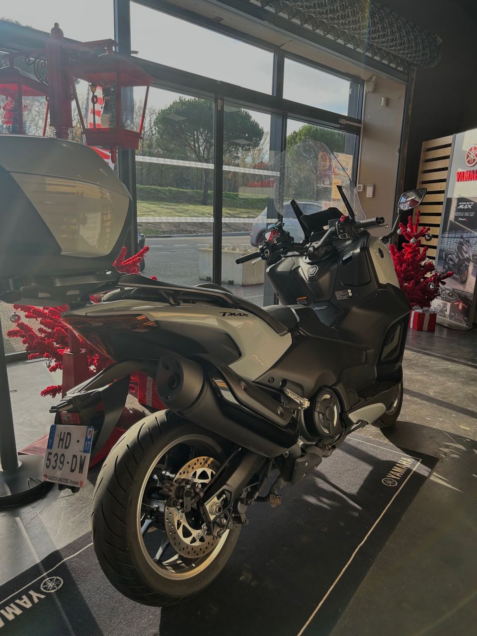 YAMAHA XP T-MAX 560 TECH MAX 2