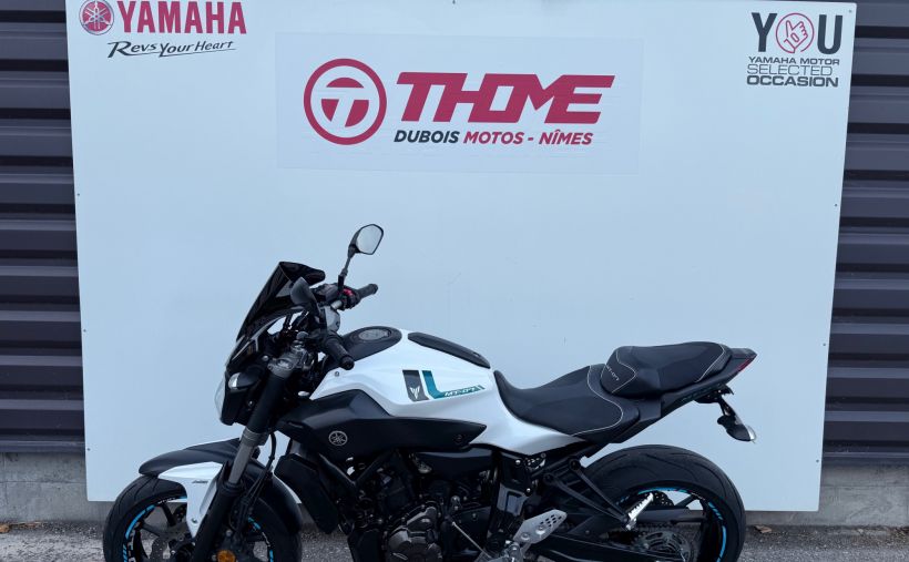 YAMAHA MT-07 (47.5CV) 4
