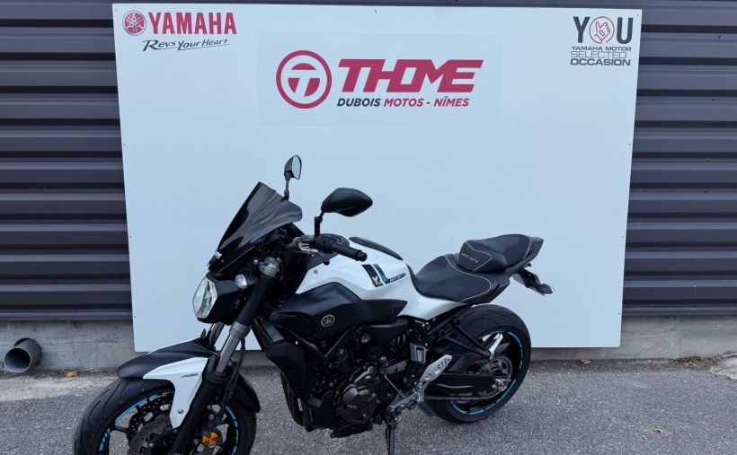 YAMAHA MT-07 (47.5CV) 3