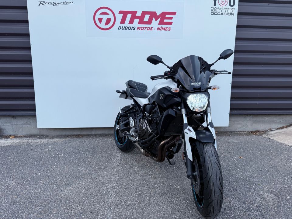 YAMAHA MT-07 (47.5CV) 1