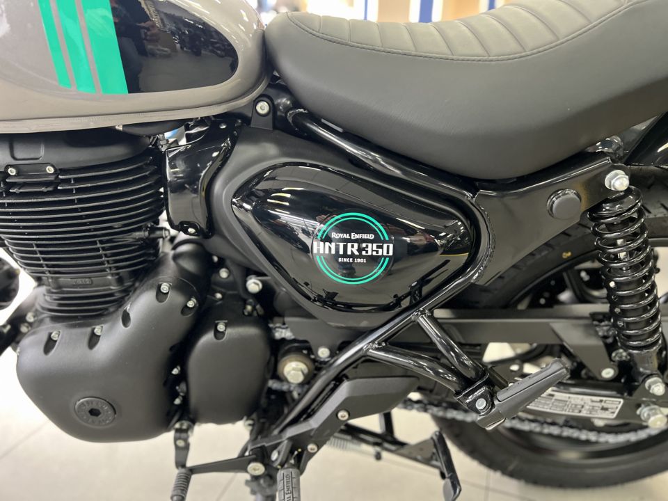 ROYAL ENFIELD HNTR 350 9