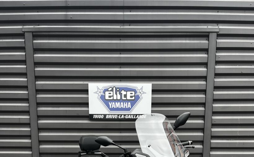 YAMAHA XMAX 300 TECH MAX + 2