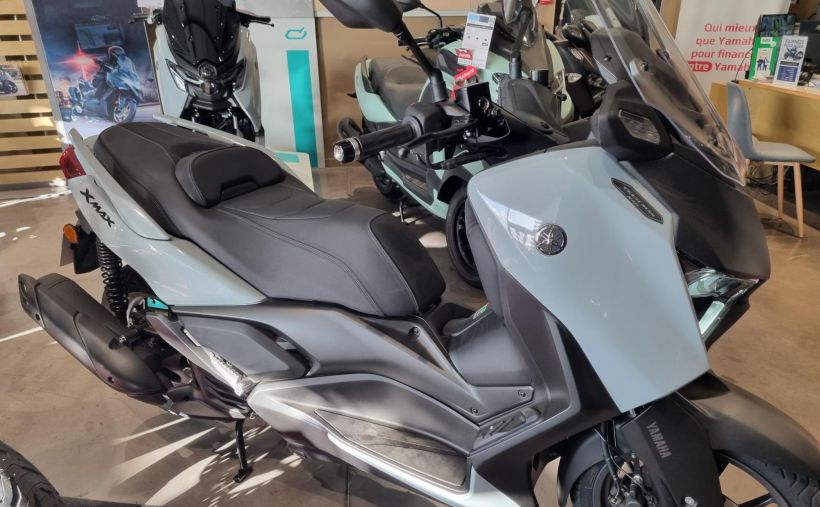 YAMAHA XMAX 125 TECH MAX 0
