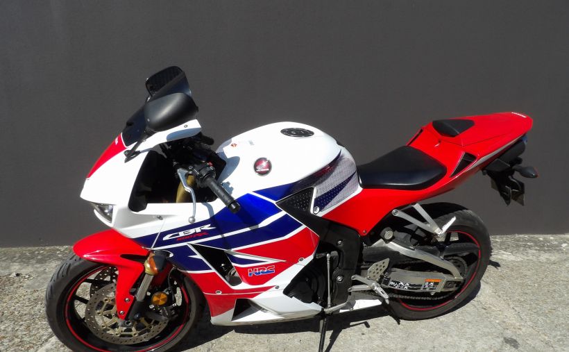 HONDA CBR 600 RR 4