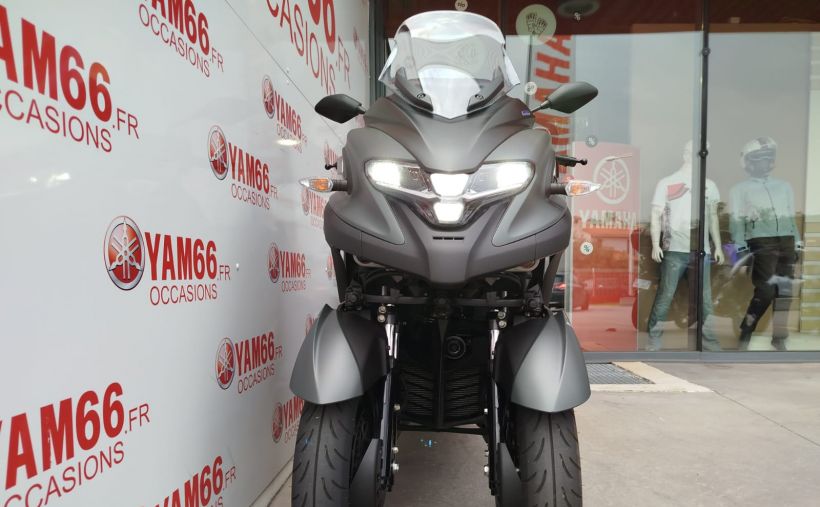YAMAHA TRICITY 300 2