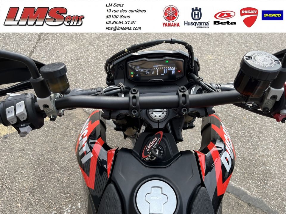 DUCATI HYPERMOTARD 6