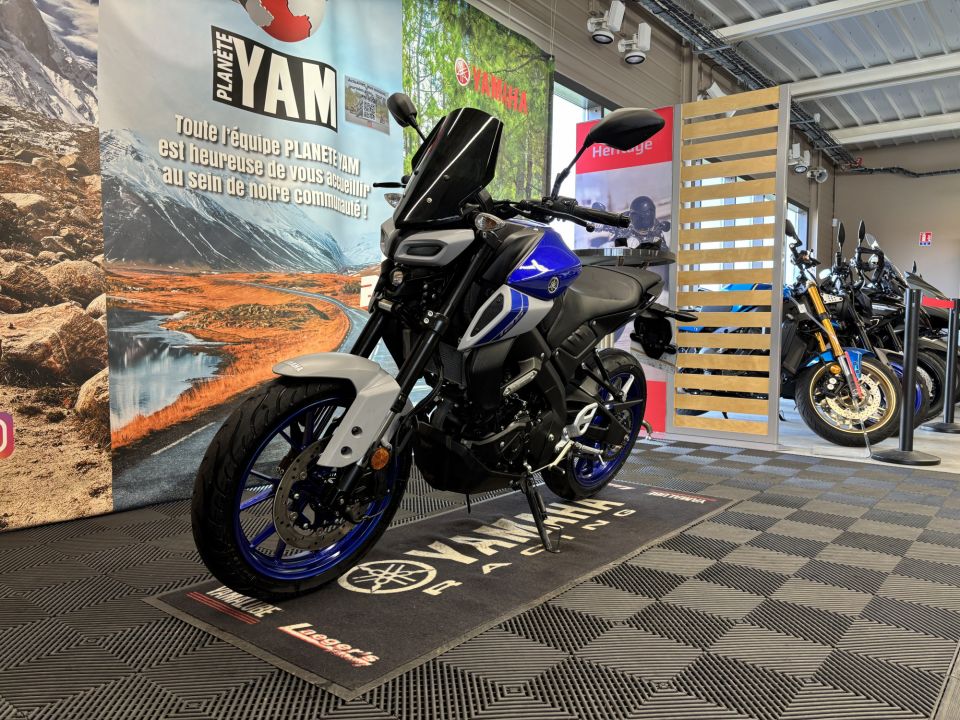 YAMAHA MT-125 ABS 6