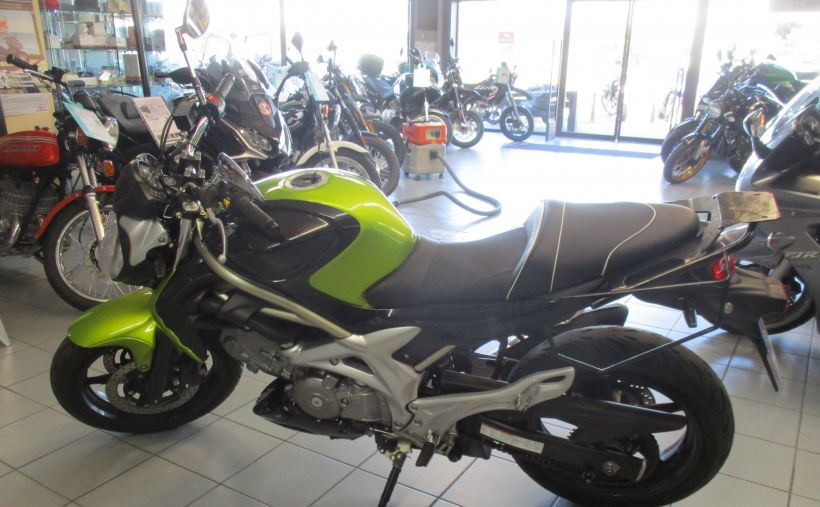 SUZUKI GLADIUS 650 40