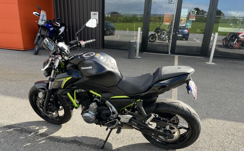 KAWASAKI Z650 - Z650 15
