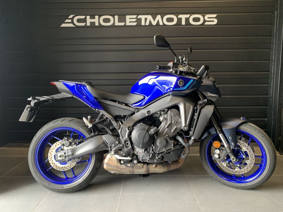 YAMAHA MT-09 0