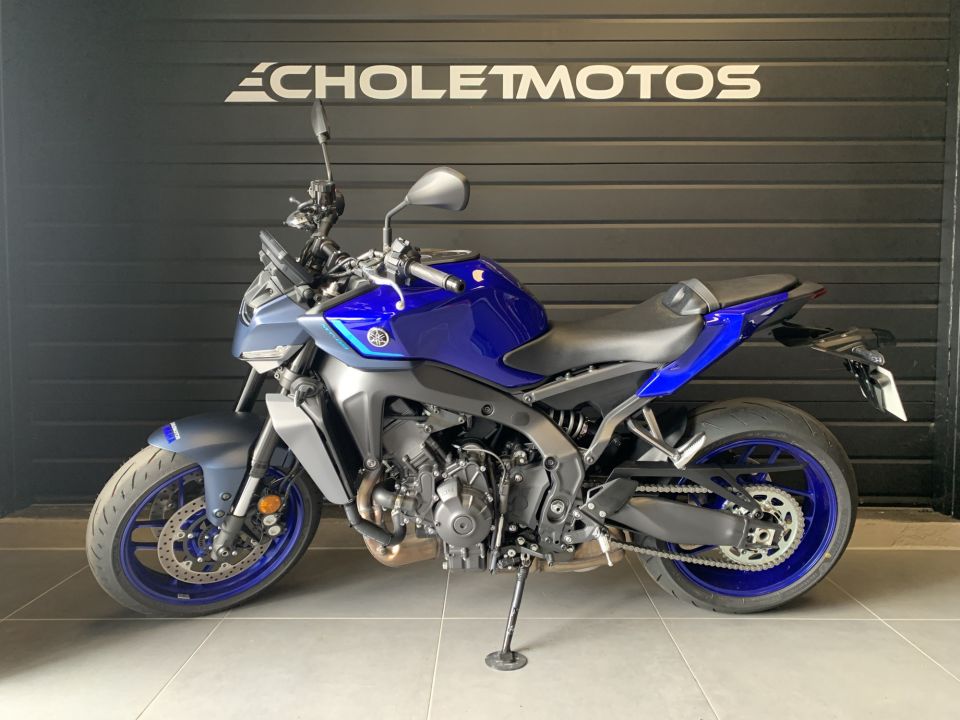 YAMAHA MT-09 20