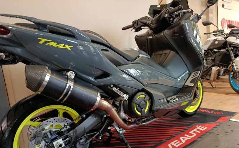 YAMAHA XP T-MAX 560 TECH MAX 2
