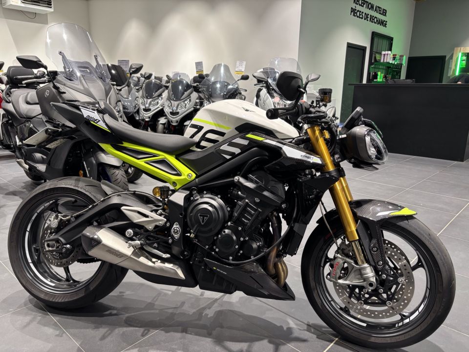TRIUMPH STREET TRIPLE 765 5