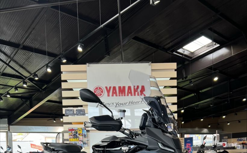 YAMAHA TRACER 9 3