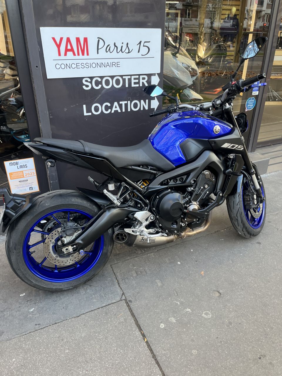 YAMAHA MT-09 1