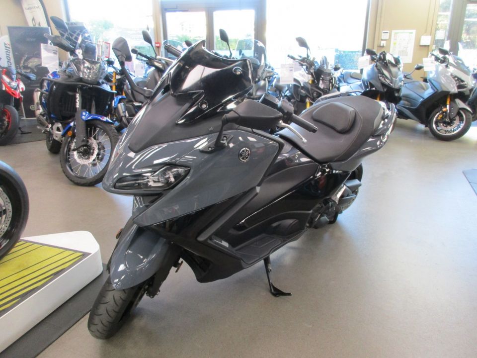 YAMAHA XP T-MAX 560 TECH MAX 1