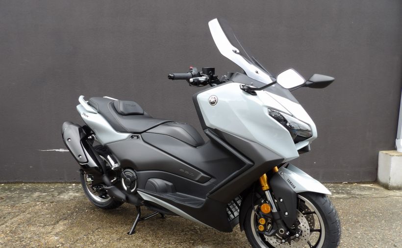 YAMAHA XP T-MAX 560 TECH MAX 1