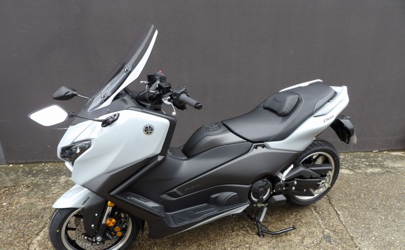YAMAHA XP T-MAX 560 TECH MAX 2