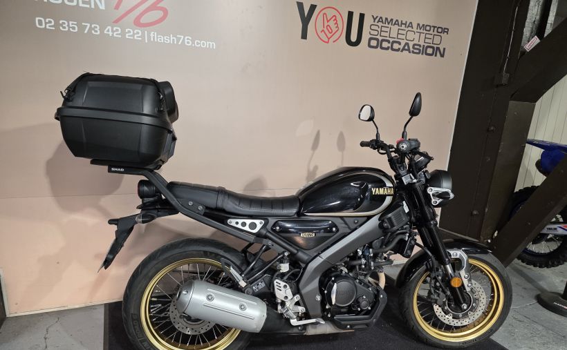 YAMAHA XSR 125 Legacy 3