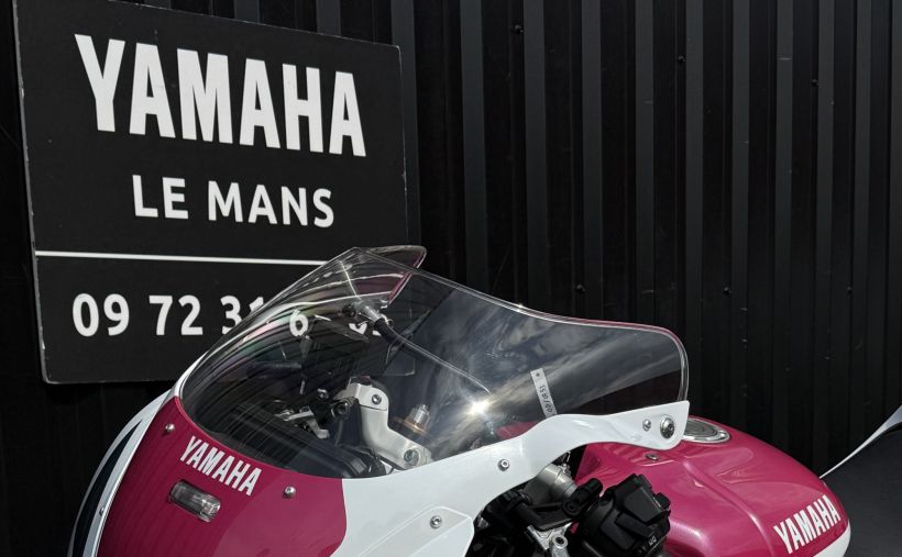 YAMAHA XSR 900 GP 5