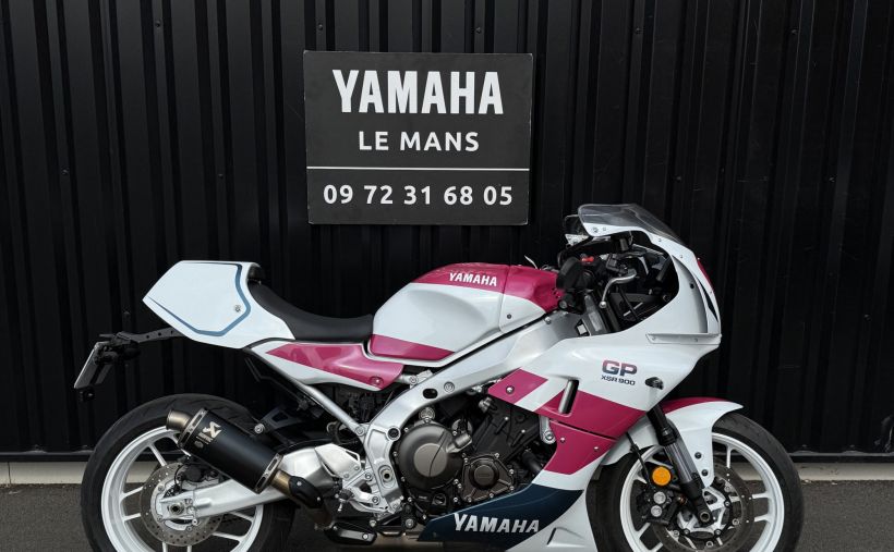 YAMAHA XSR 900 GP 0