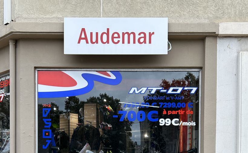 YAMAHA XP T-MAX 560 TECH MAX 9