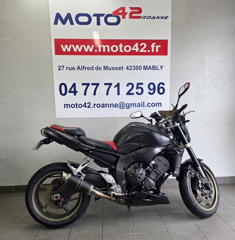 YAMAHA FZ1 6