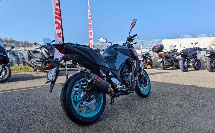 YAMAHA MT-03 4