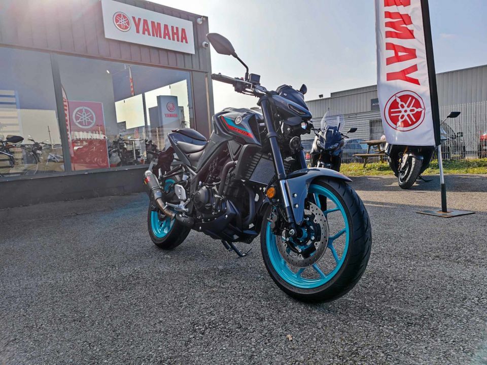 YAMAHA MT-03 2