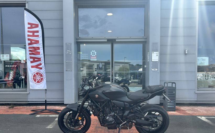 YAMAHA MT-07 (47.5CV) 1