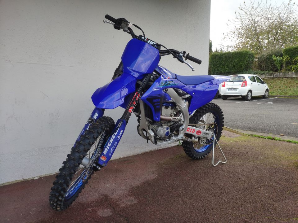 YAMAHA YZ250F 1