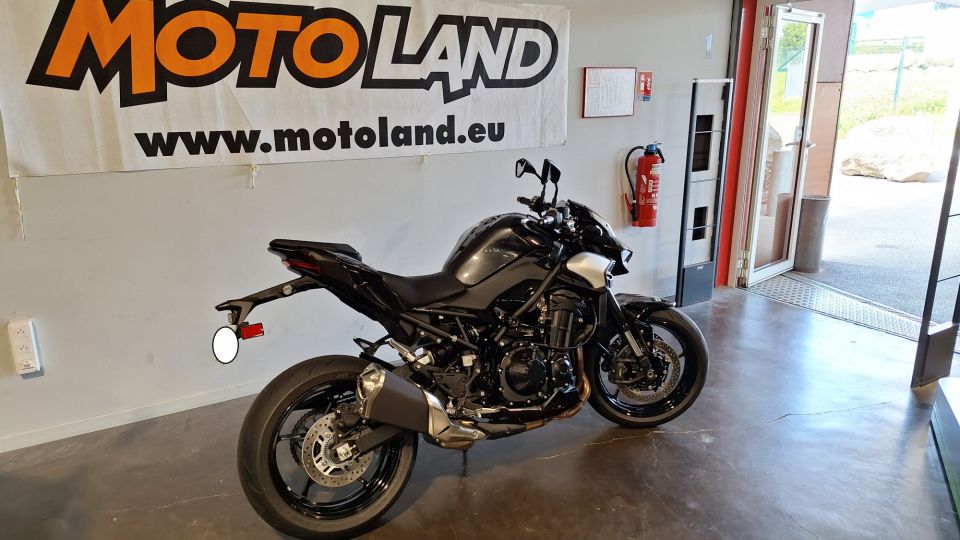 KAWASAKI Z 900 3