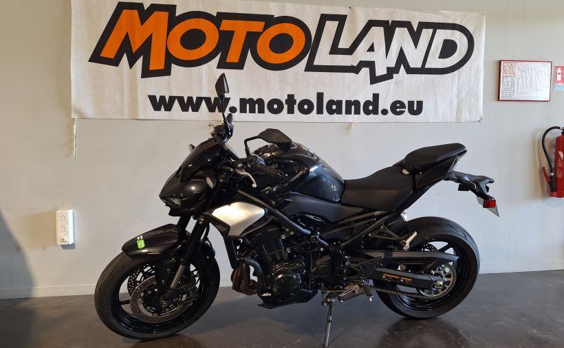 KAWASAKI Z 900 3
