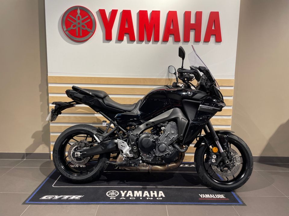 YAMAHA TRACER 9 0