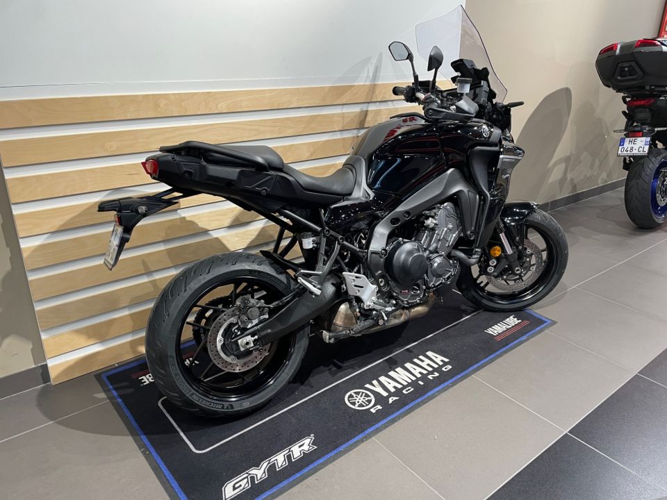 YAMAHA TRACER 9 2