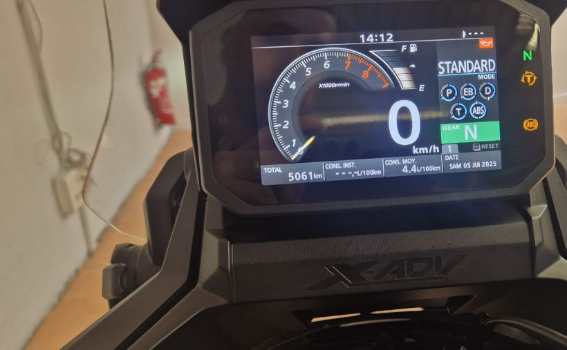 HONDA X-ADV 6