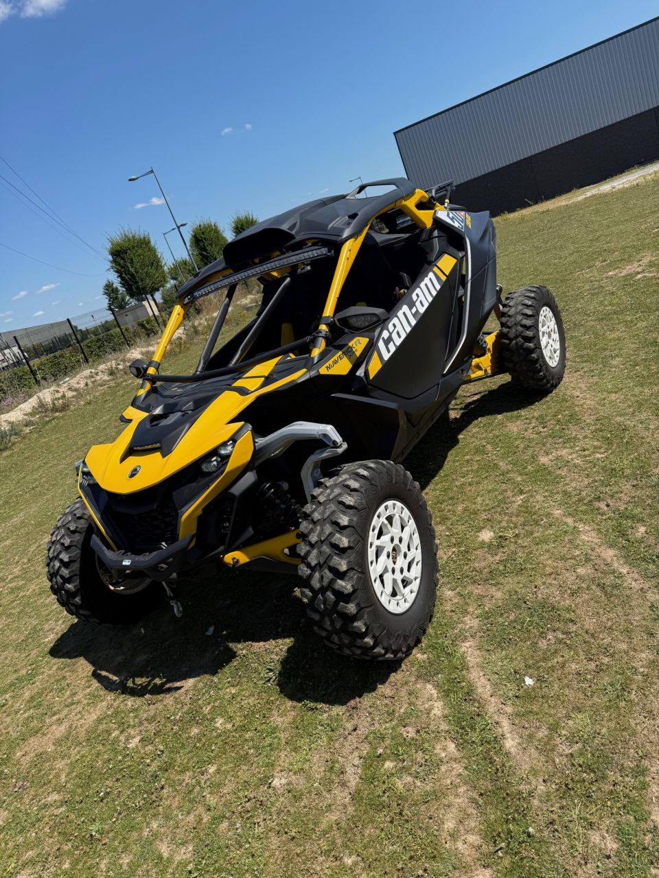 CAN-AM MAVERICK 0