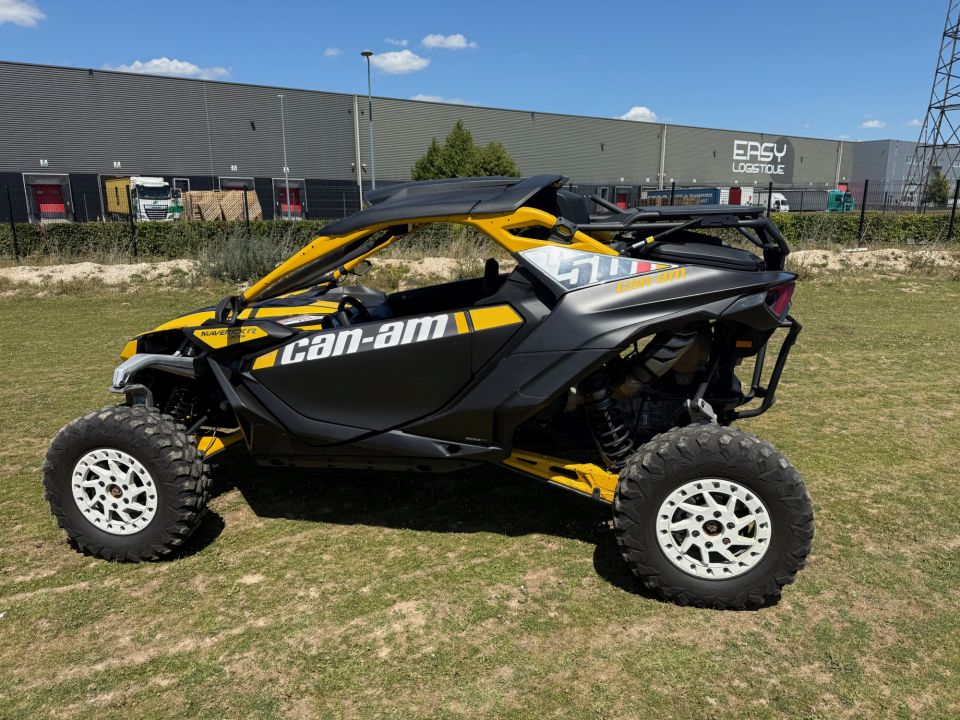 CAN-AM MAVERICK 5