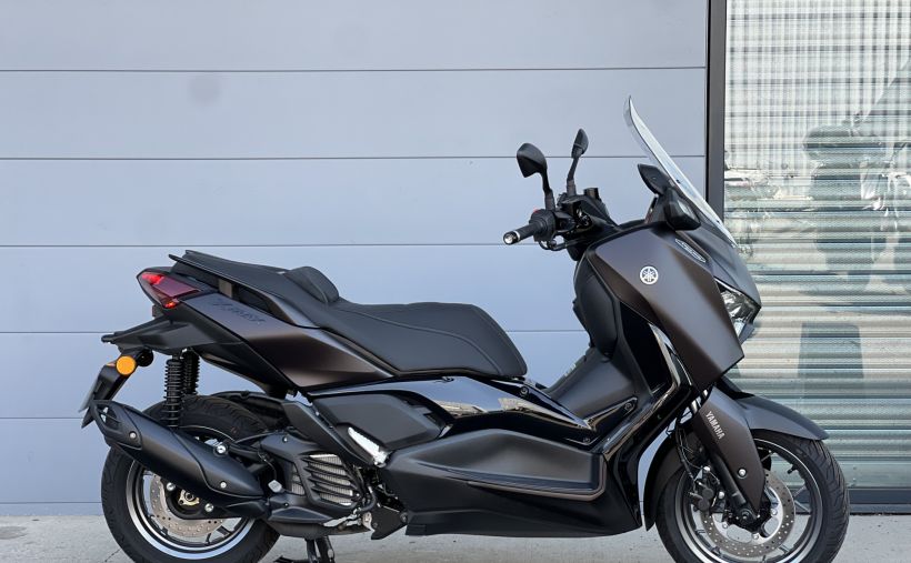 YAMAHA XMAX 125 TECH MAX 0