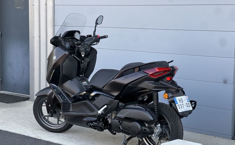 YAMAHA XMAX 125 TECH MAX 7