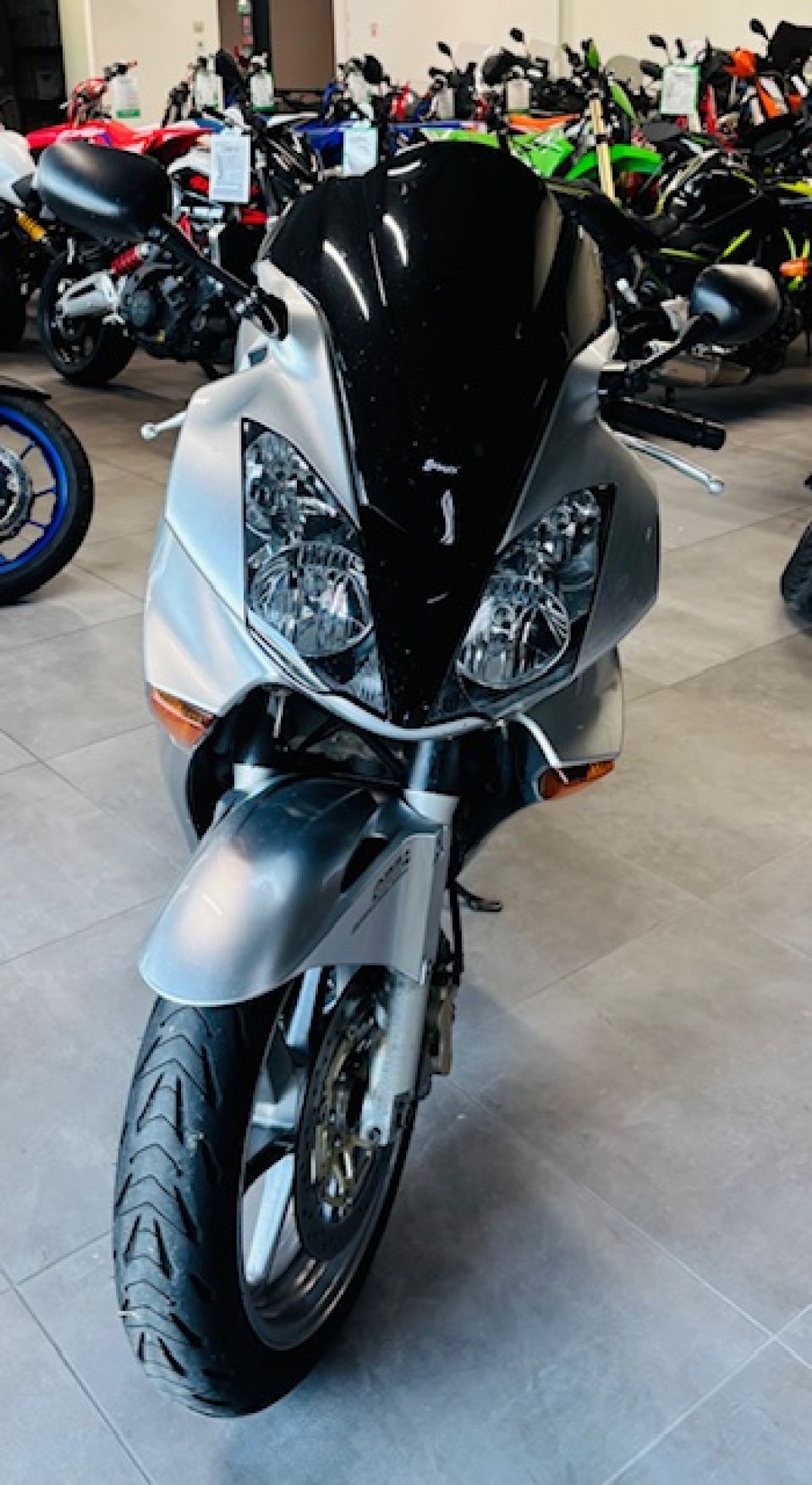 HONDA VFR 800 VTEC 4