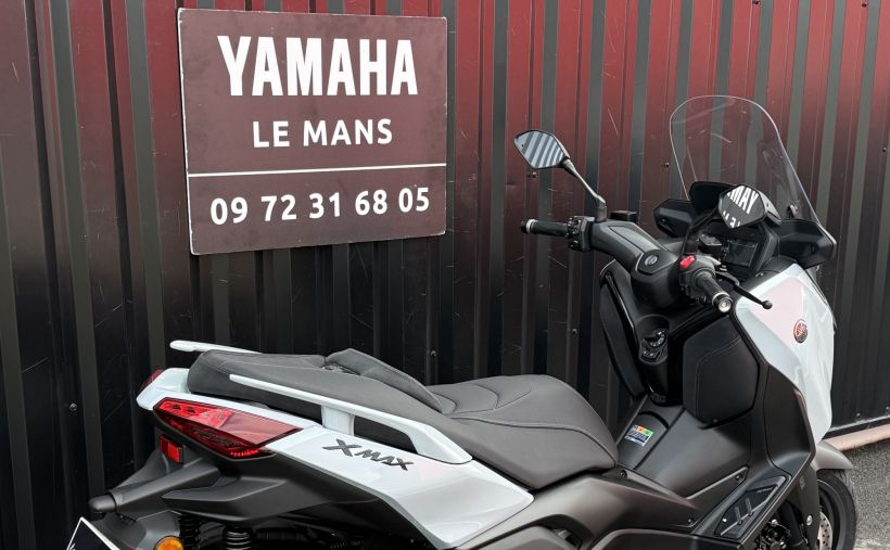 YAMAHA XMAX 125 TECH MAX 1