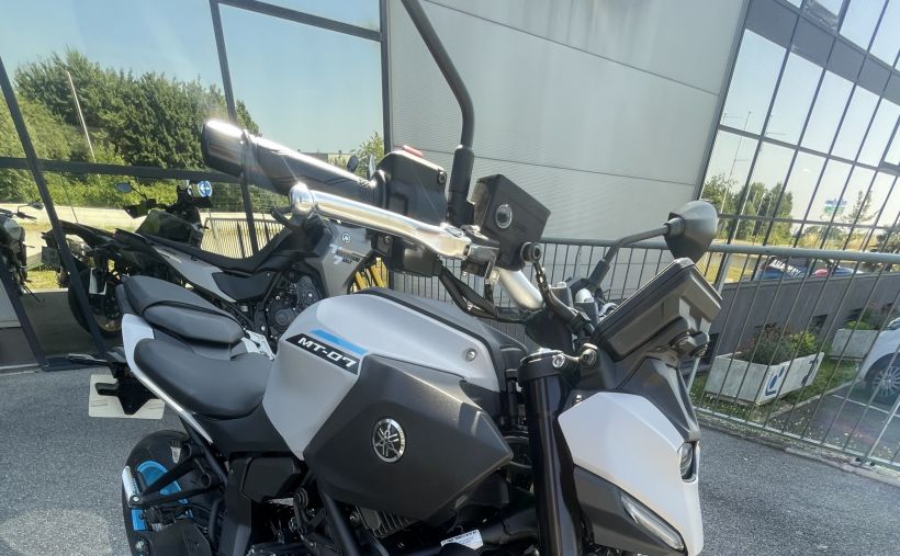 YAMAHA MT-07 (47.5CV) 6