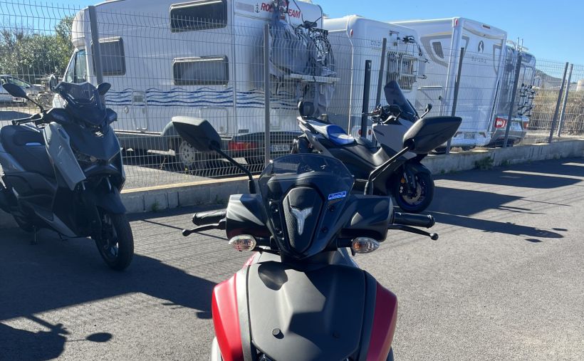 YAMAHA RayZR 125 1