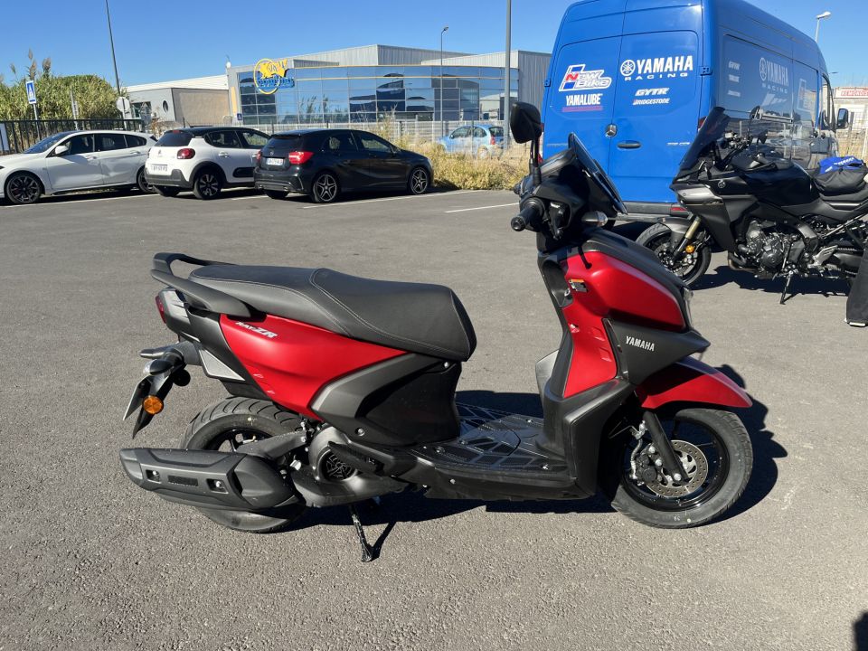 YAMAHA RayZR 125 2