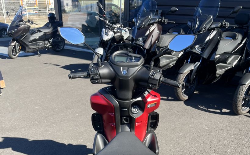 YAMAHA RayZR 125 3