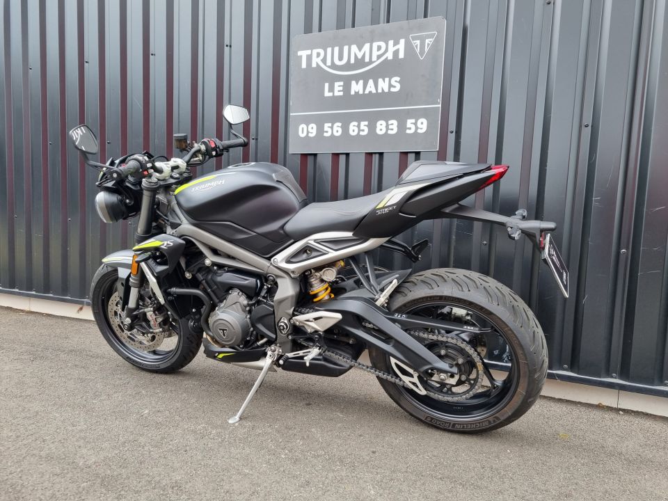 TRIUMPH STREET TRIPLE 765 RS 20