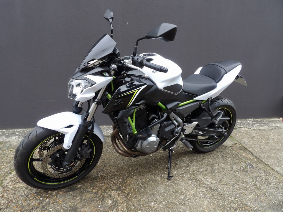 KAWASAKI Z 650 (47.5CV) 6