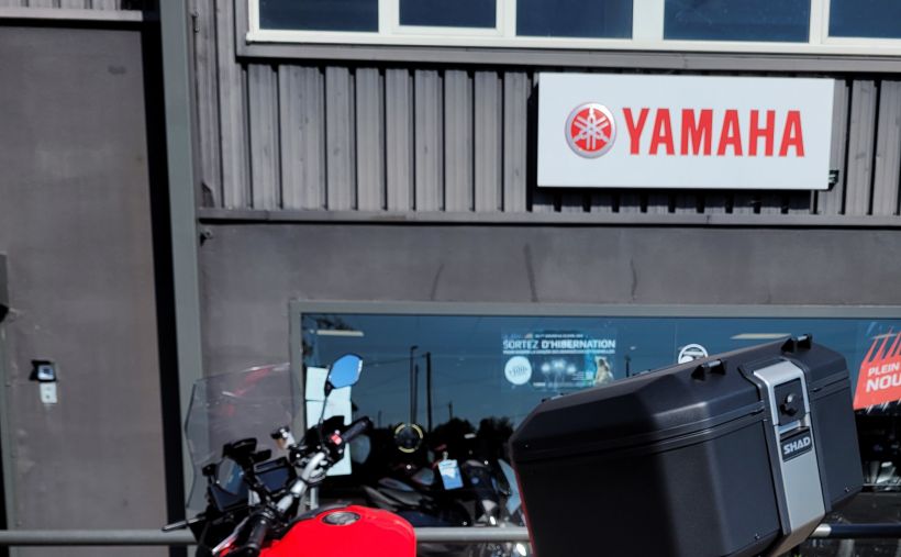 YAMAHA TRACER 9 2